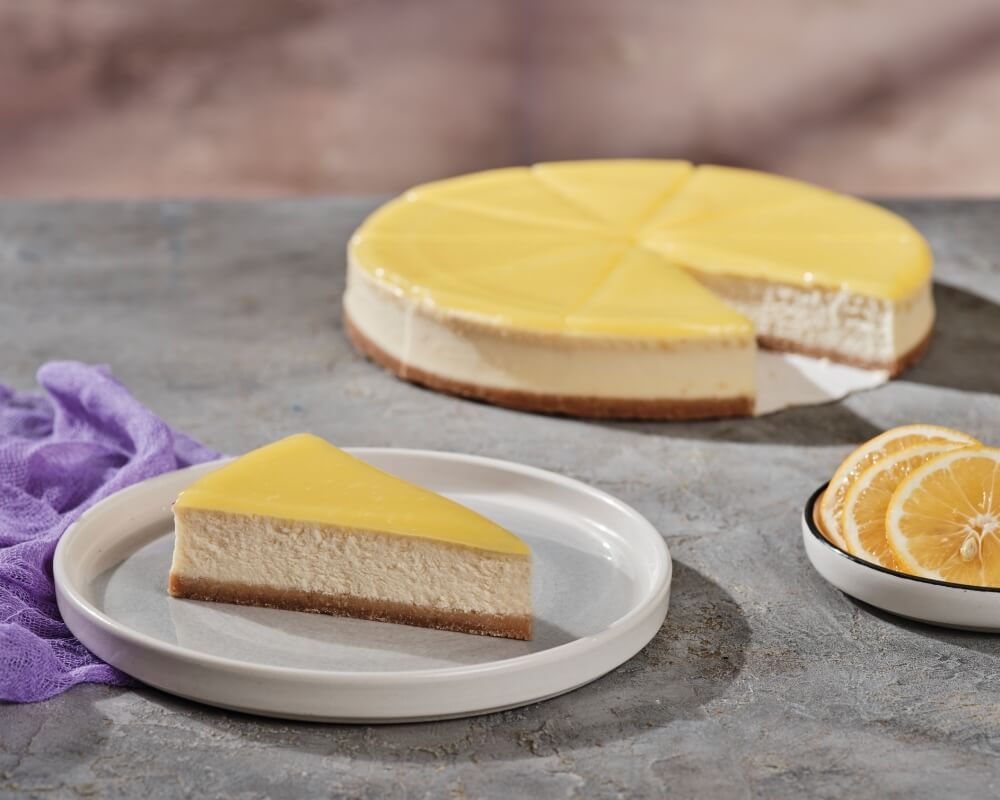 Özel karışım bisküvi taban, gerçek limon dolgu ve cheesecake kremasının buluştuğu lezzet.